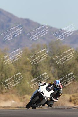 media/Oct-30-2025-Racers Edge (Thu) [[dabbdaf680]]/2-A Group/Session 5 (Turn 7)/